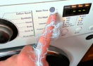 Почему стиральная машинка бьет током во время стирки?