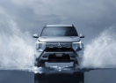 Mitsubishi представила Destinator - свой новый семиместный кроссовер