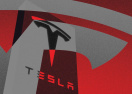Суд в США обязал Tesla выплатить 243 млн долларов за смертельное ДТП с участием автопилота